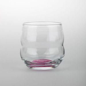 Becher Mythos geborgen